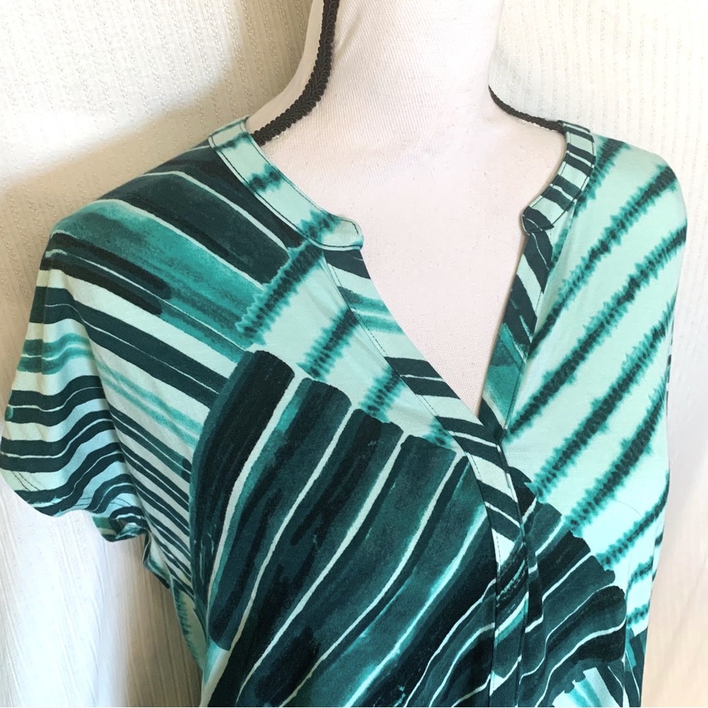 Aqua Patchwork Line Top - Picture 2 of 7